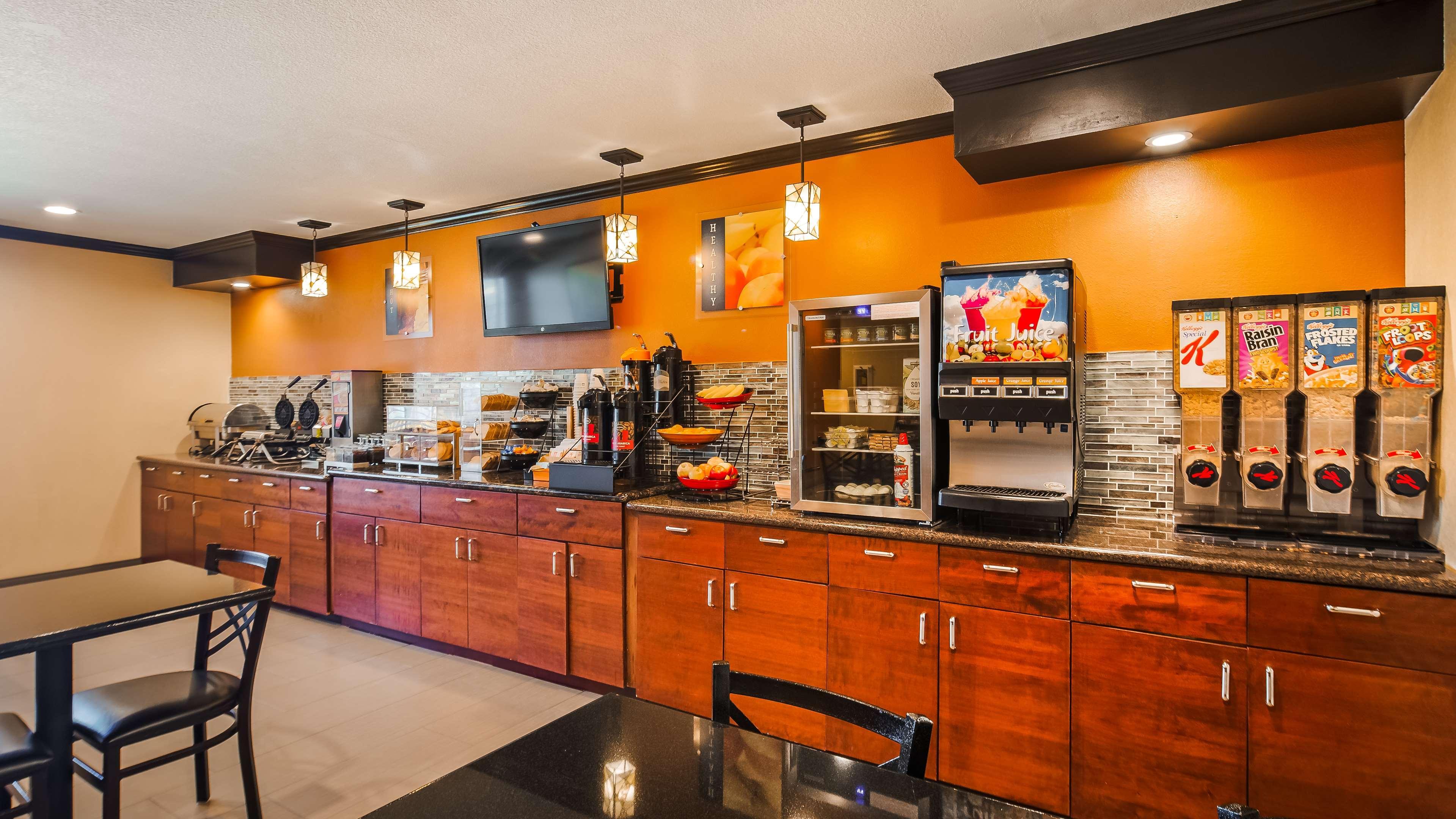 Best Western Plus Twin View Inn And Suites Redding Exterior foto